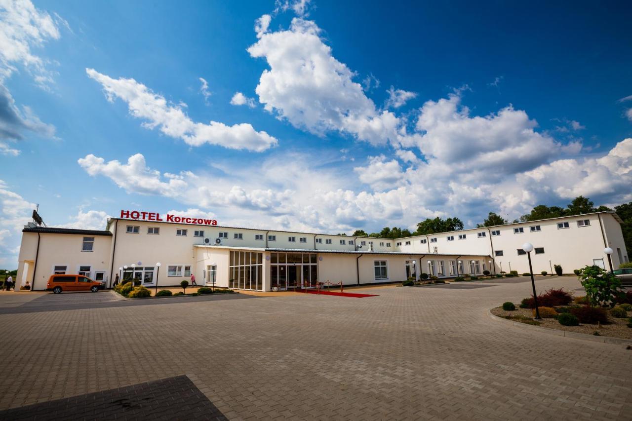 Hotel Korczowa Mlyny  Eksteriør bilde