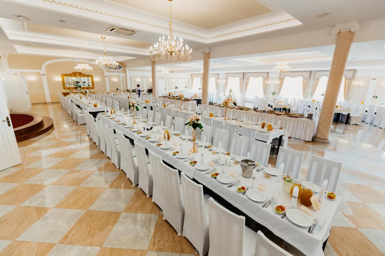 Hotel Korczowa Mlyny  Eksteriør bilde