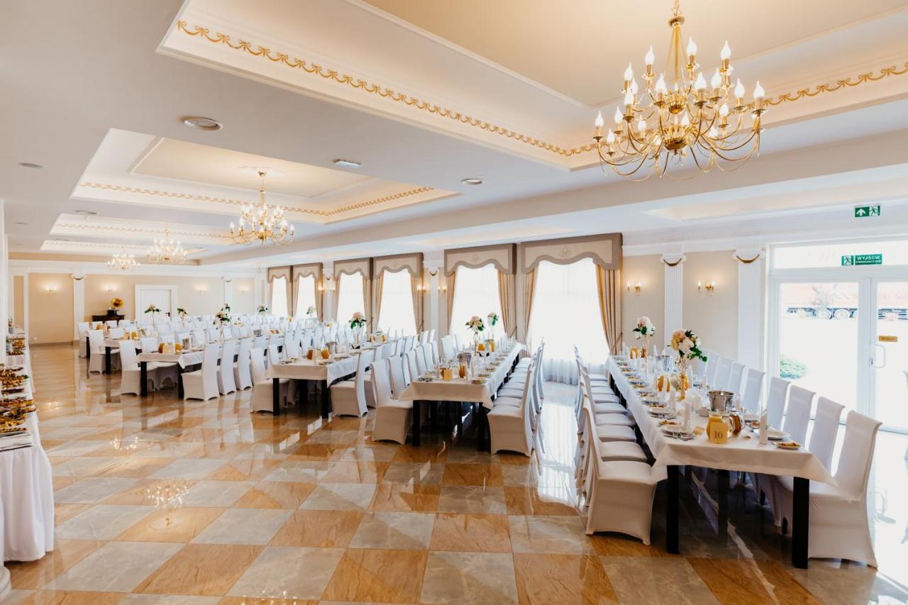 Hotel Korczowa Mlyny  Eksteriør bilde