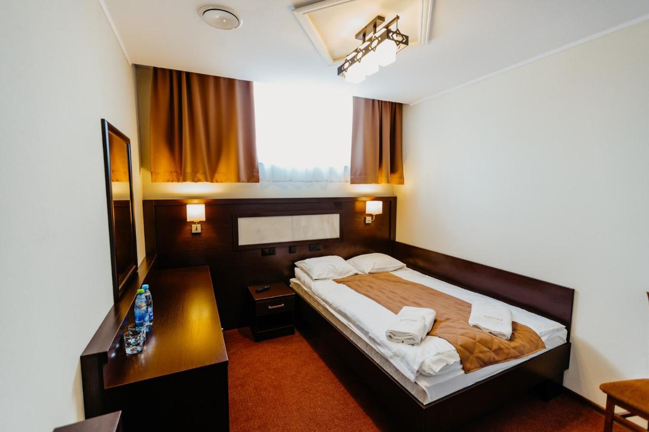 Hotel Korczowa Mlyny  Eksteriør bilde