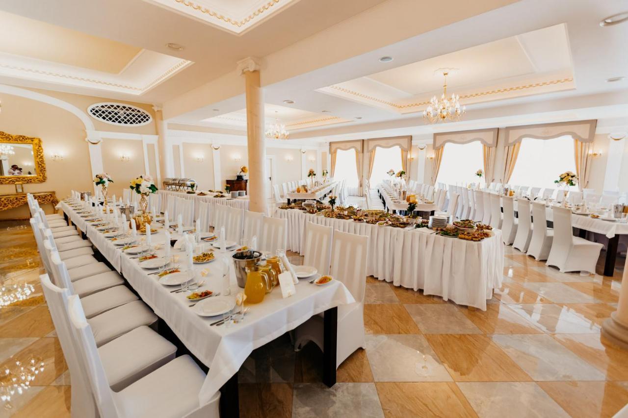 Hotel Korczowa Mlyny  Eksteriør bilde