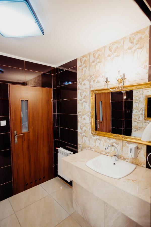 Hotel Korczowa Mlyny  Eksteriør bilde