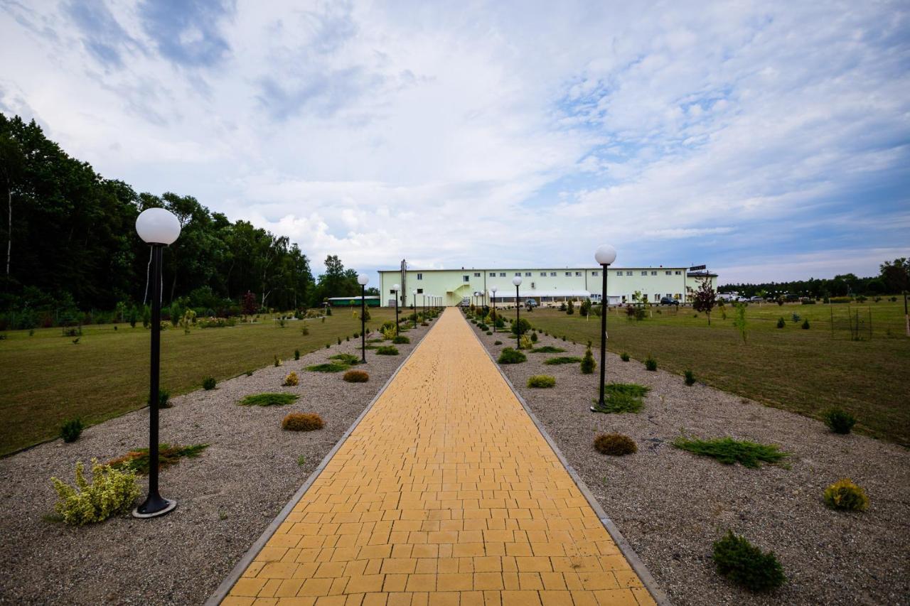 Hotel Korczowa Mlyny  Eksteriør bilde
